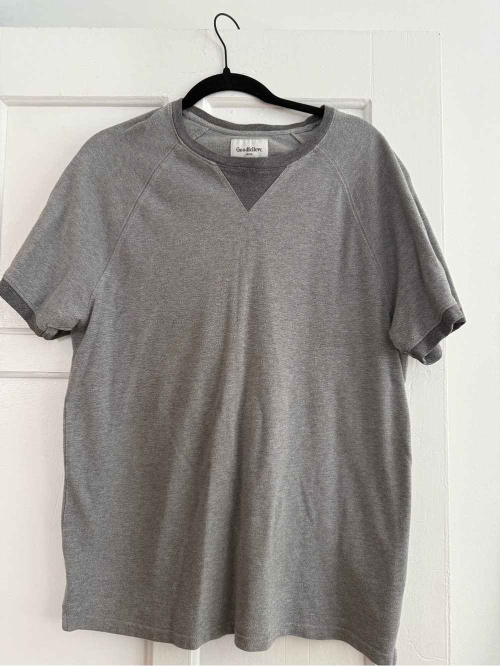 Goodfellow & Co Gray Short-Sleeve Crewneck Sweatshirt Tee